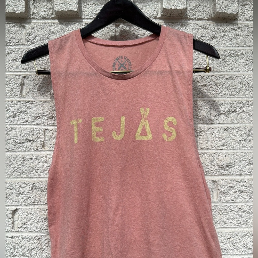 TUMBLEWEED TEXSTYLES women’s tank in pink size large